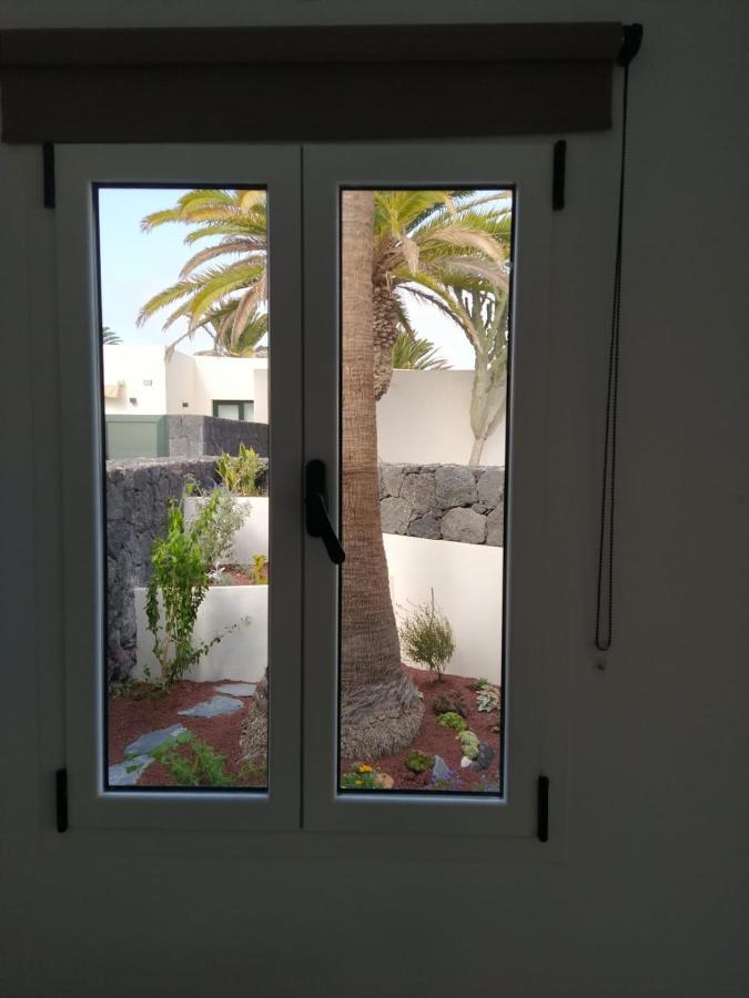 Bungalow Paseo Del Mar- Playa Roca Residence Sea Front Access - Free Ac - Wifi Costa Teguise Kültér fotó