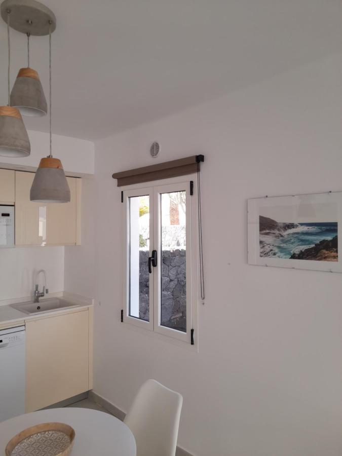 Bungalow Paseo Del Mar- Playa Roca Residence Sea Front Access - Free Ac - Wifi Costa Teguise Kültér fotó