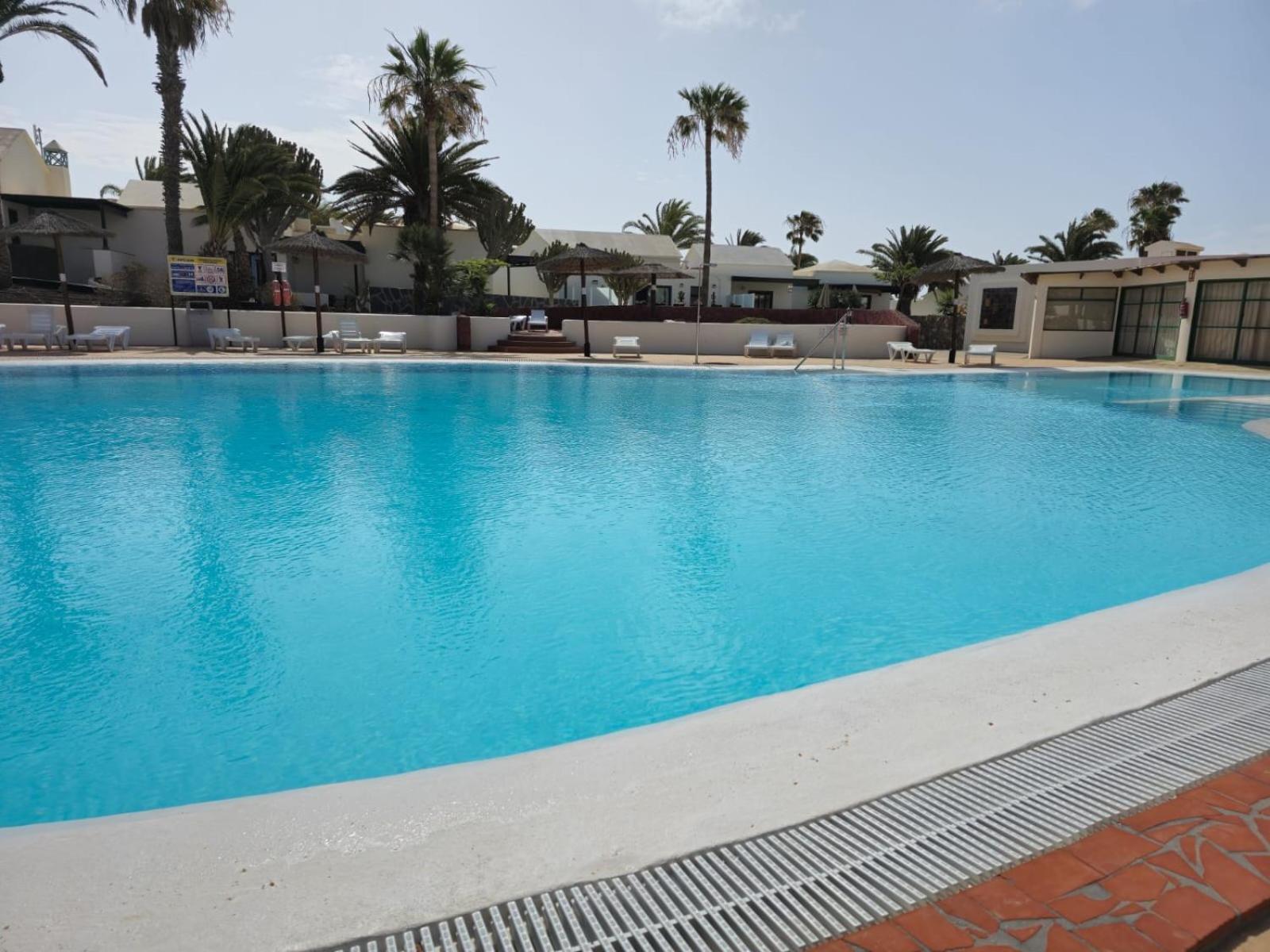 Bungalow Paseo Del Mar- Playa Roca Residence Sea Front Access - Free Ac - Wifi Costa Teguise Kültér fotó